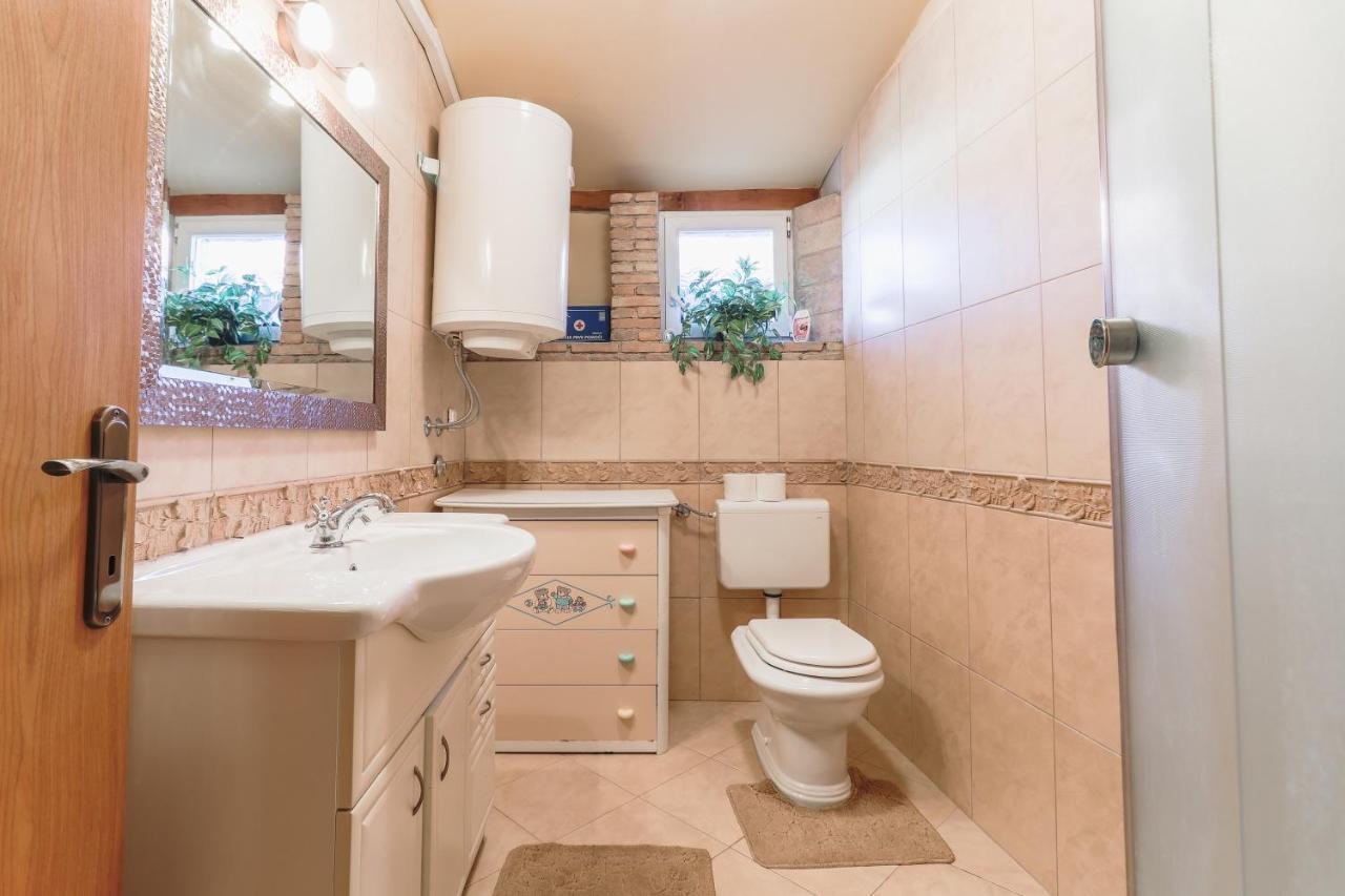 Apartman Lena Vrsar Exterior foto